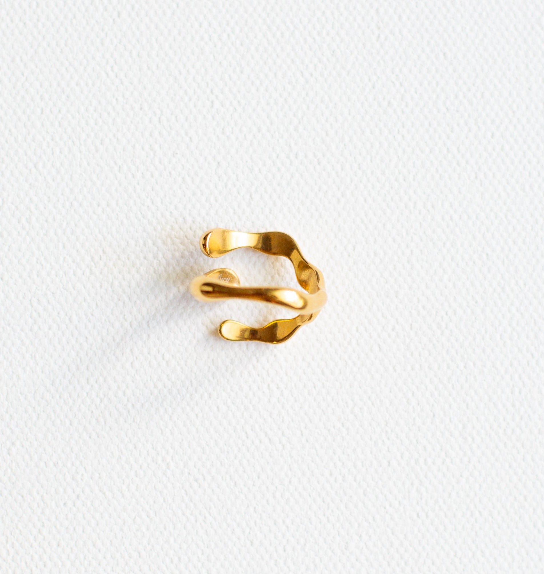 Claw Theory Ring-18k Gold