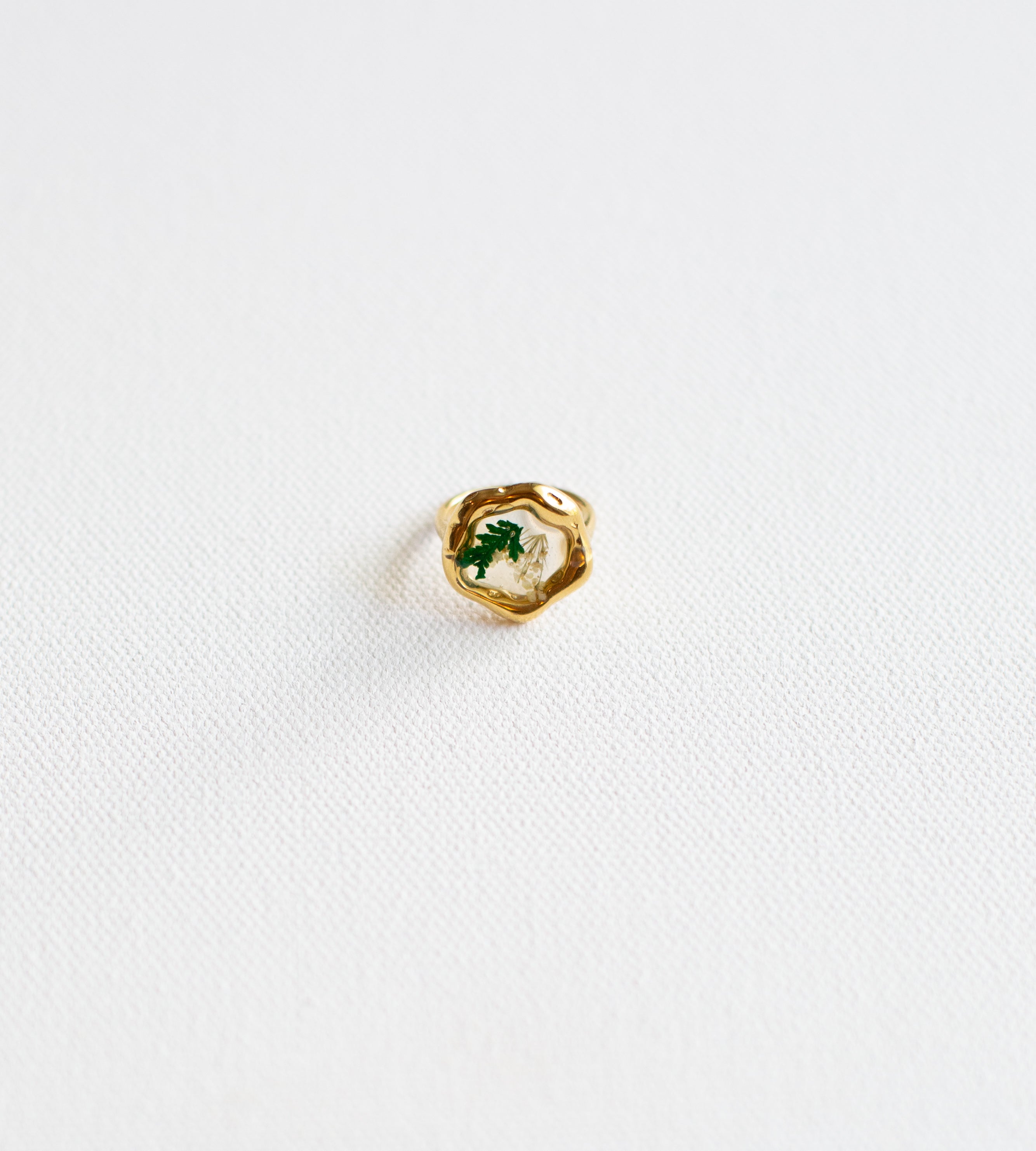 Garden-Soft Resin Flower Ring-18K Gold