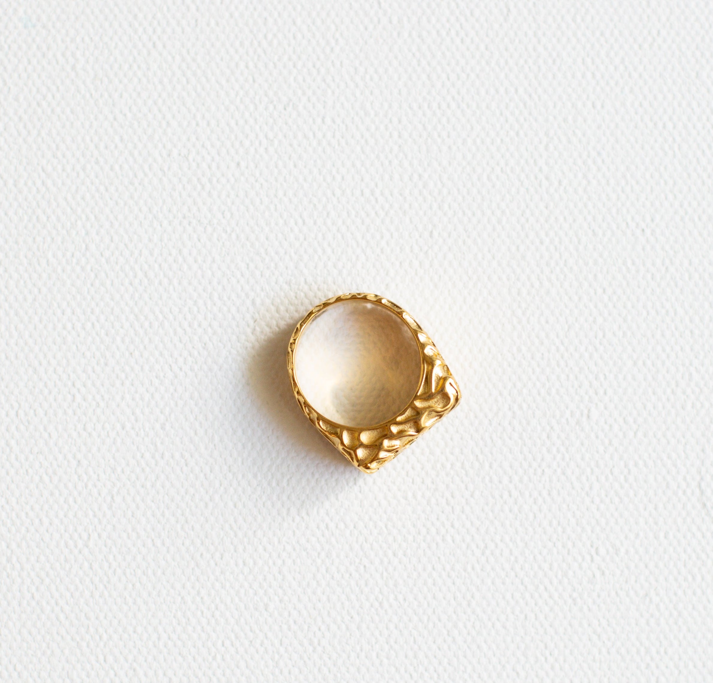 Meteor Impact-18k Gold Ring