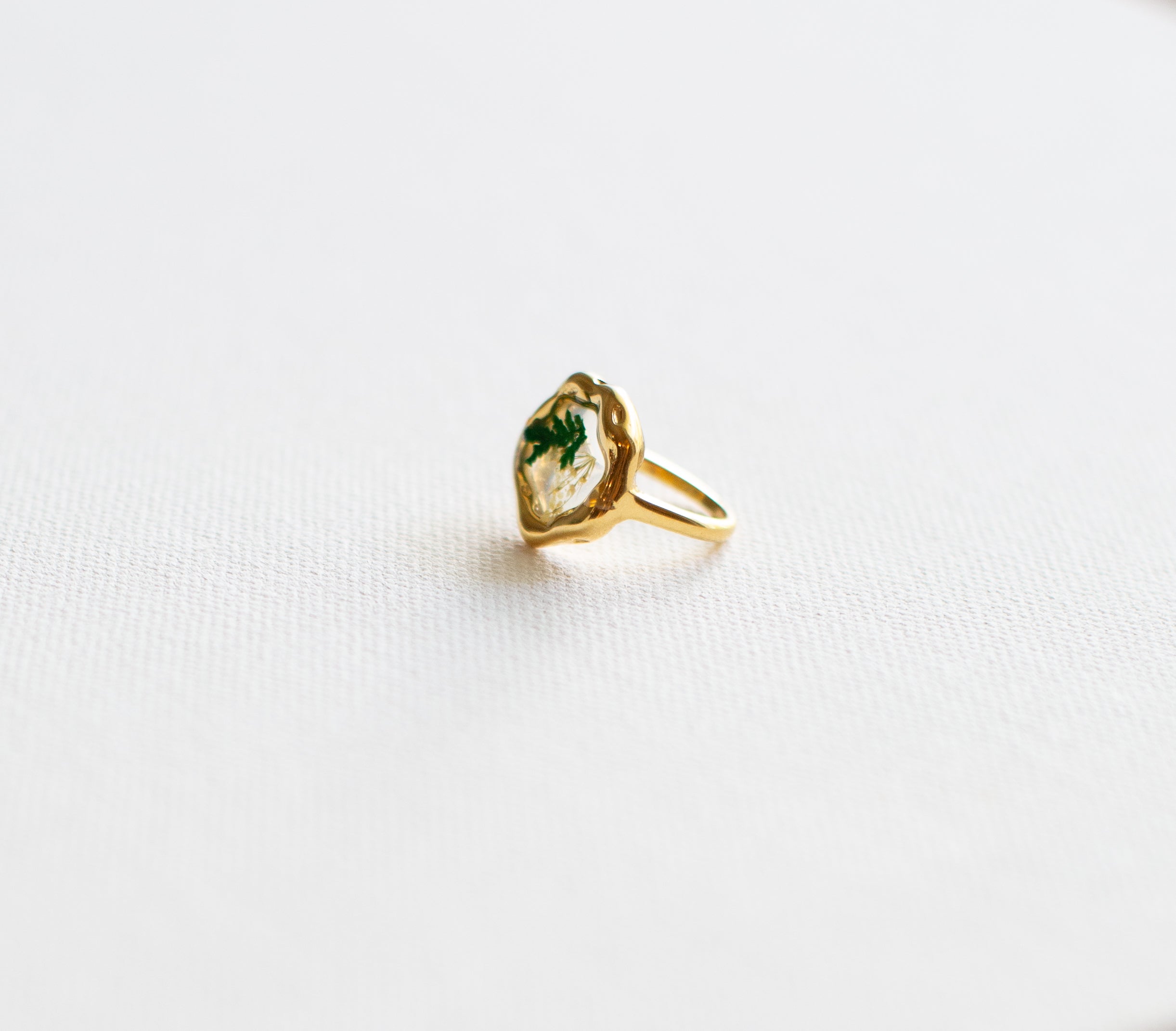 Garden-Soft Resin Flower Ring-18K Gold