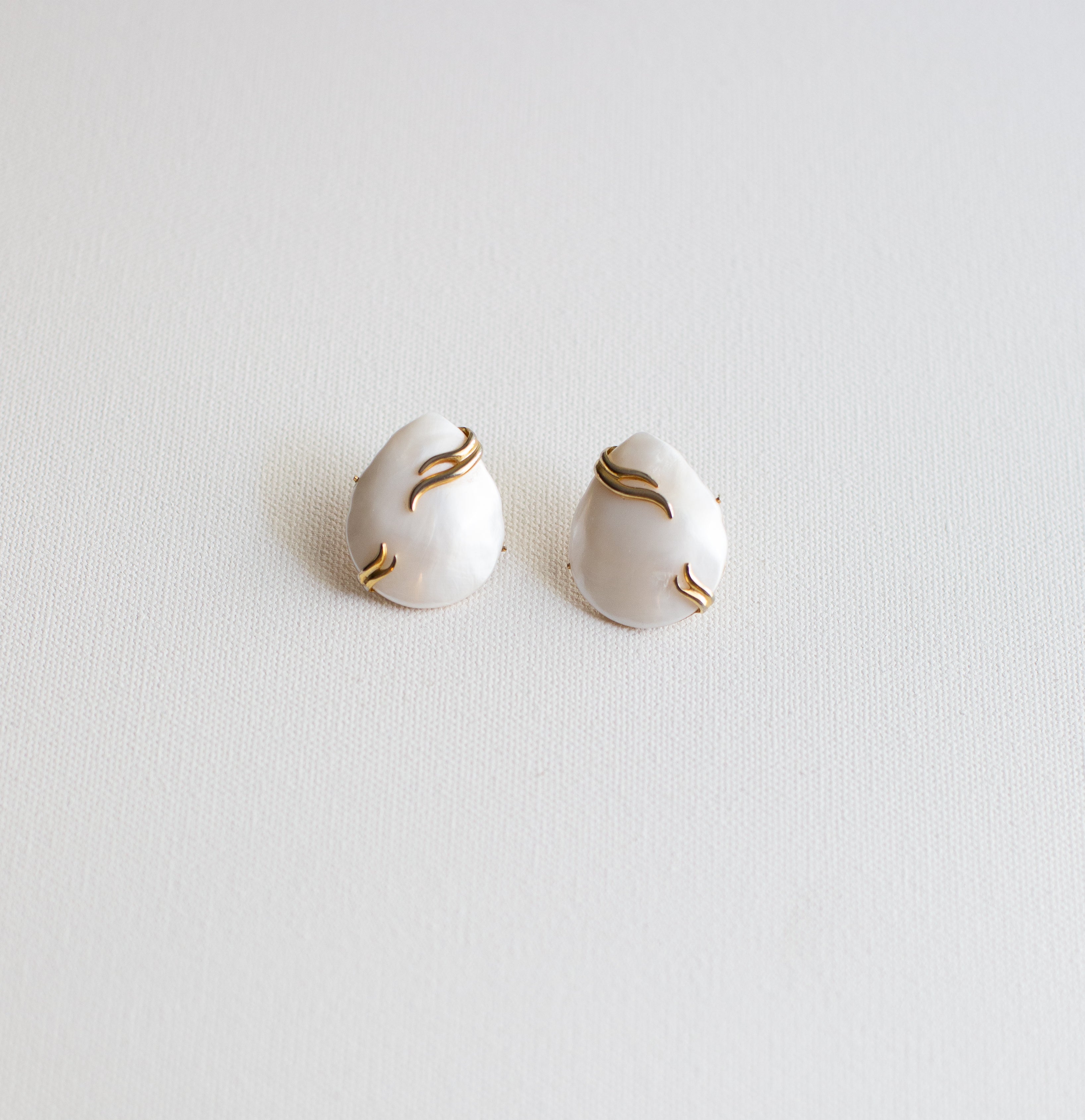 Alien Milk Earrings-Vintage