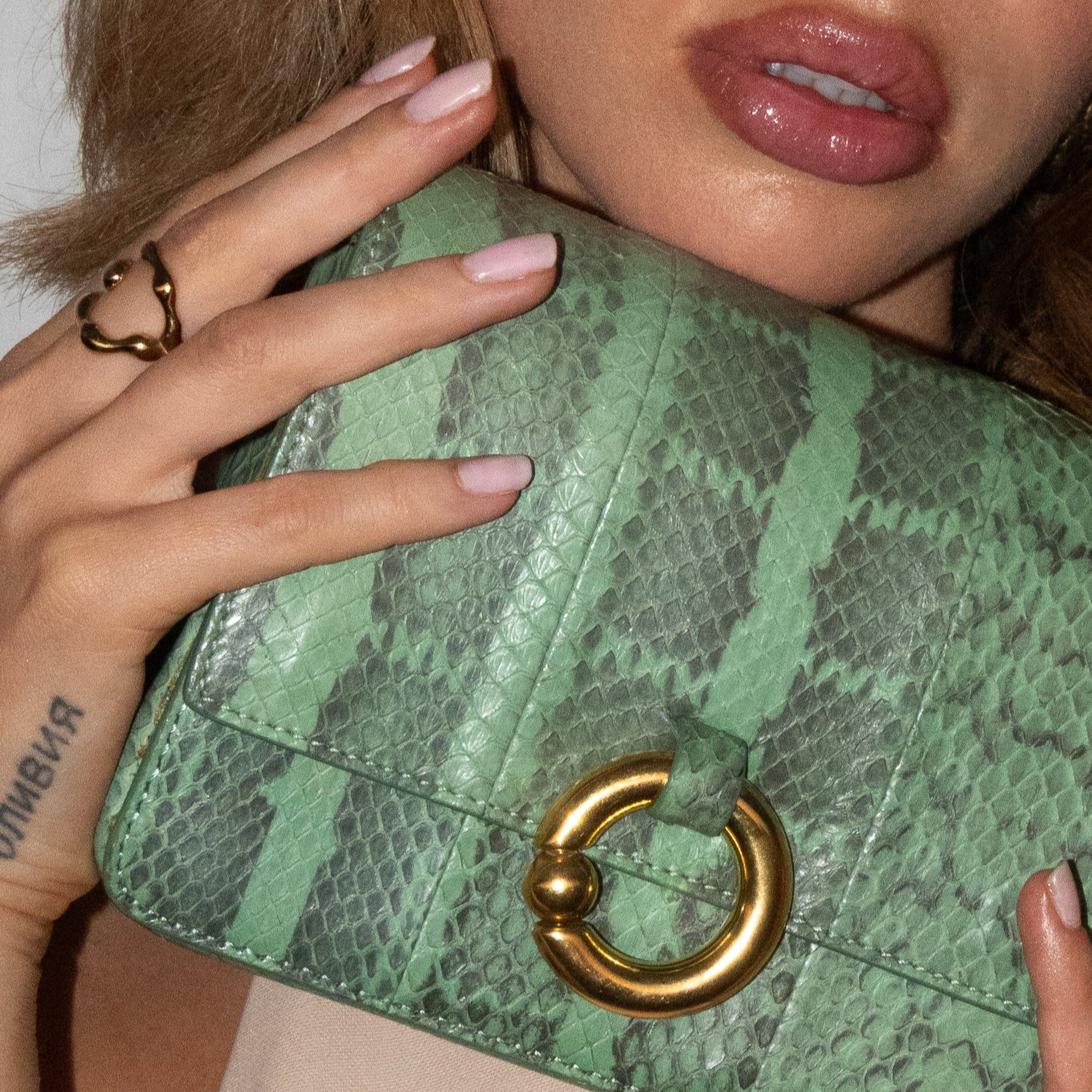 Claw Theory Ring-18k Gold